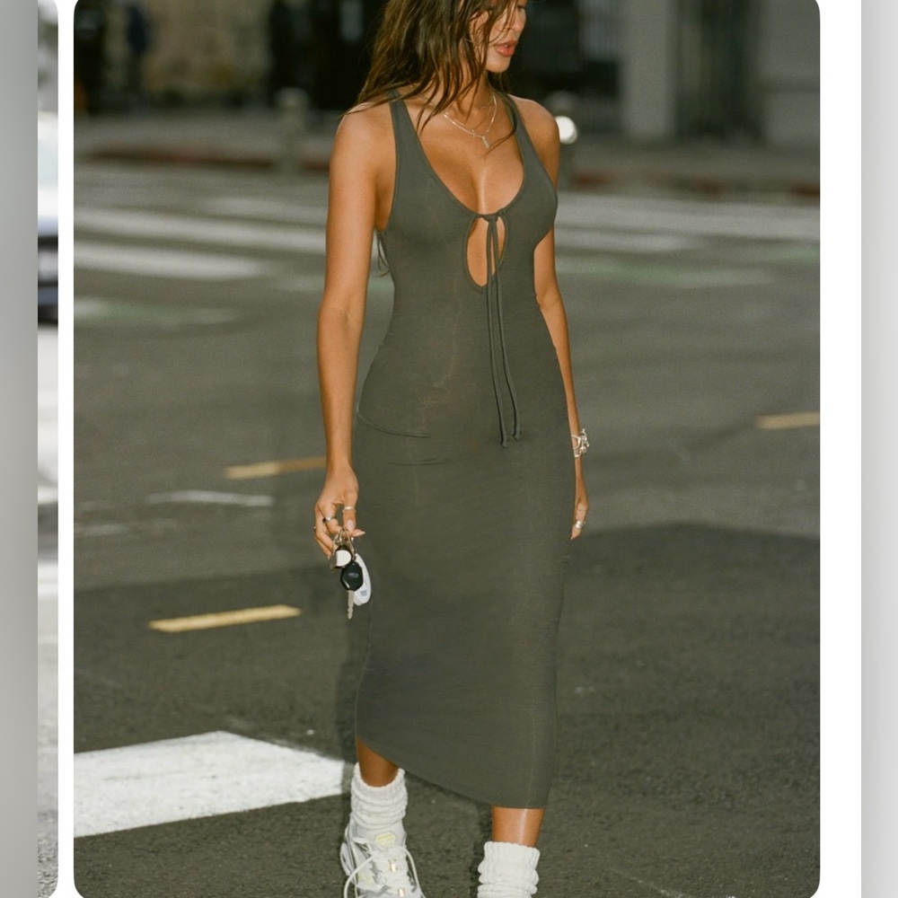 Joah Brown Olive Midi Dress